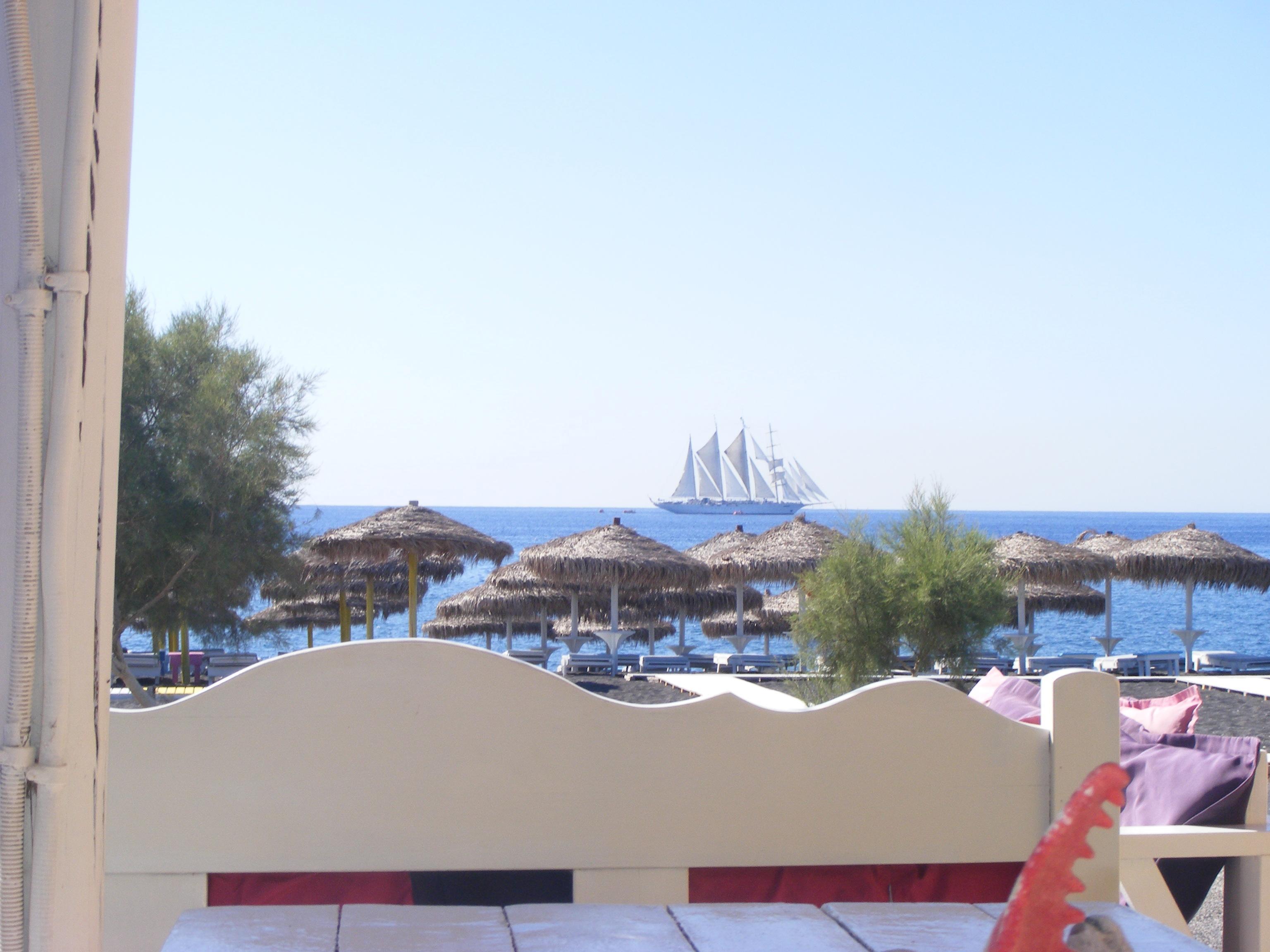 Готель Perissa Bay Екстер'єр фото